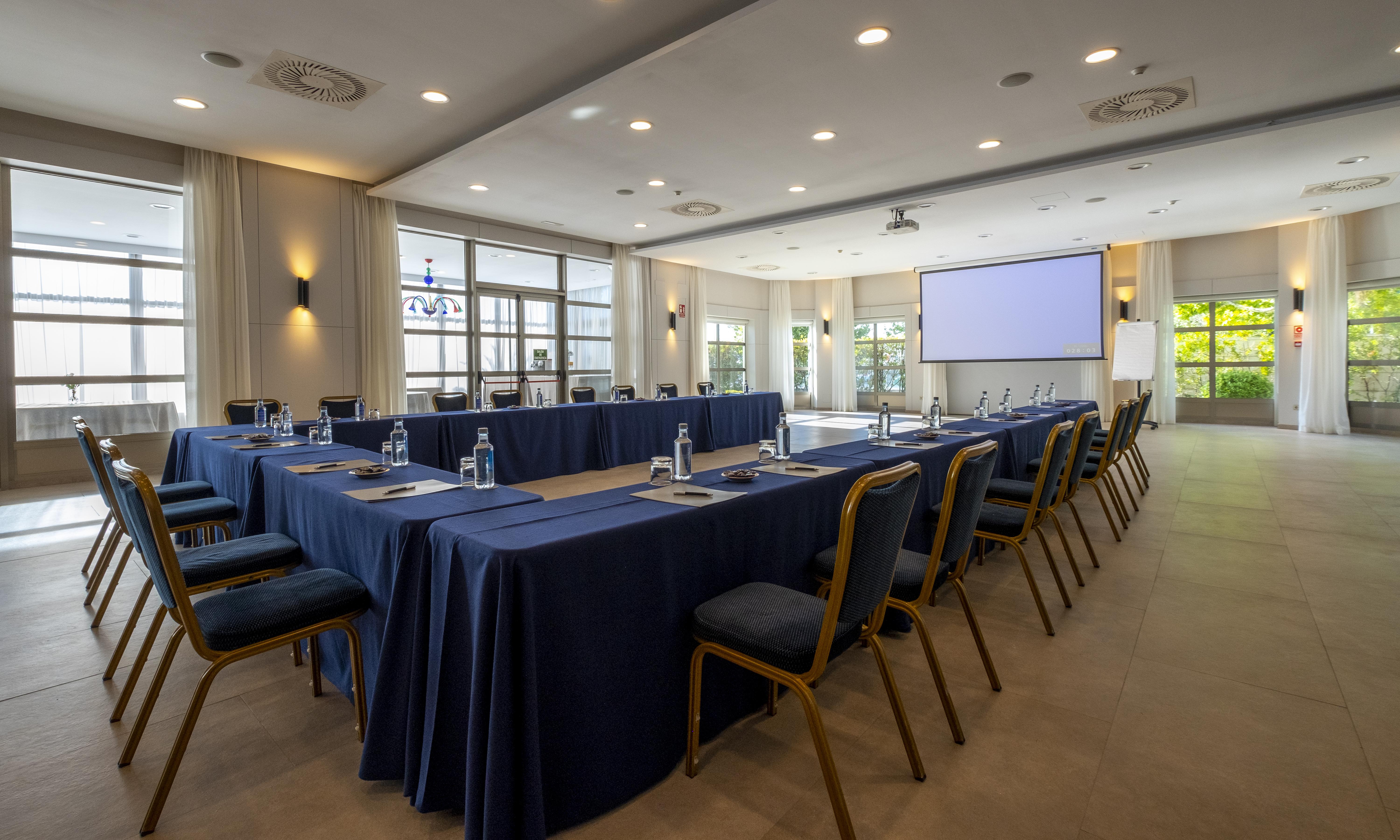 Hotel Attica21 Las Rozas Экстерьер фото